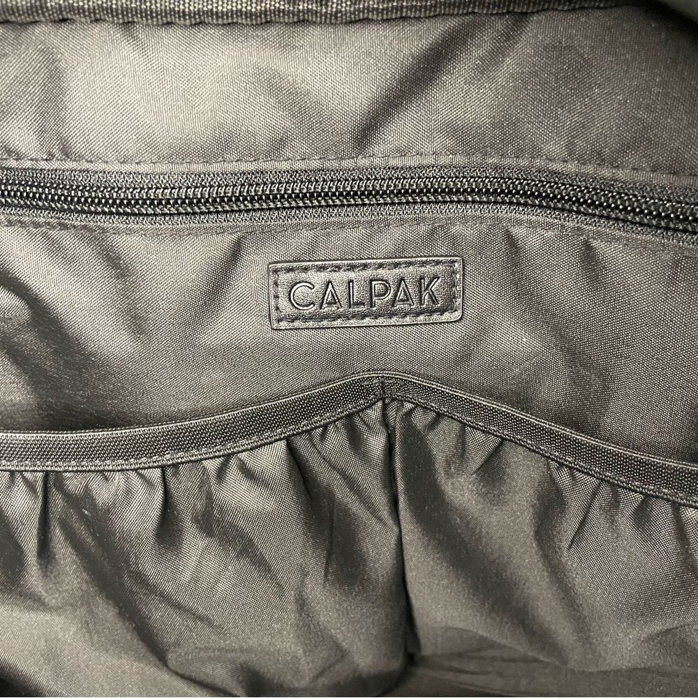 Padded Tote Bag in Taupe - Picture 6 of 7